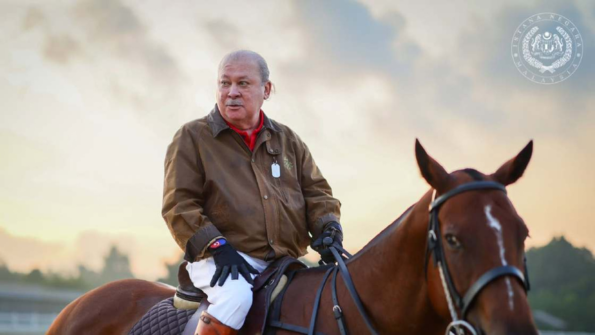 King Keeps Active With Morning Ride at Johor Polo Club