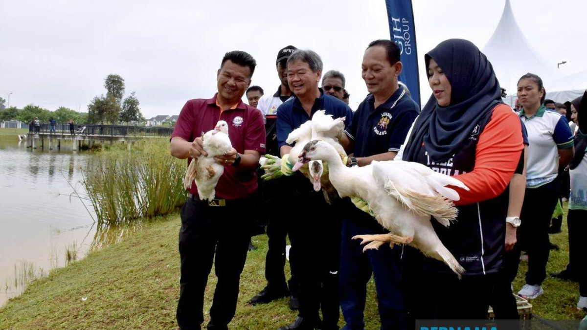 Melaka Chief Minister's Roadshow to Boost Local Council Responsiveness