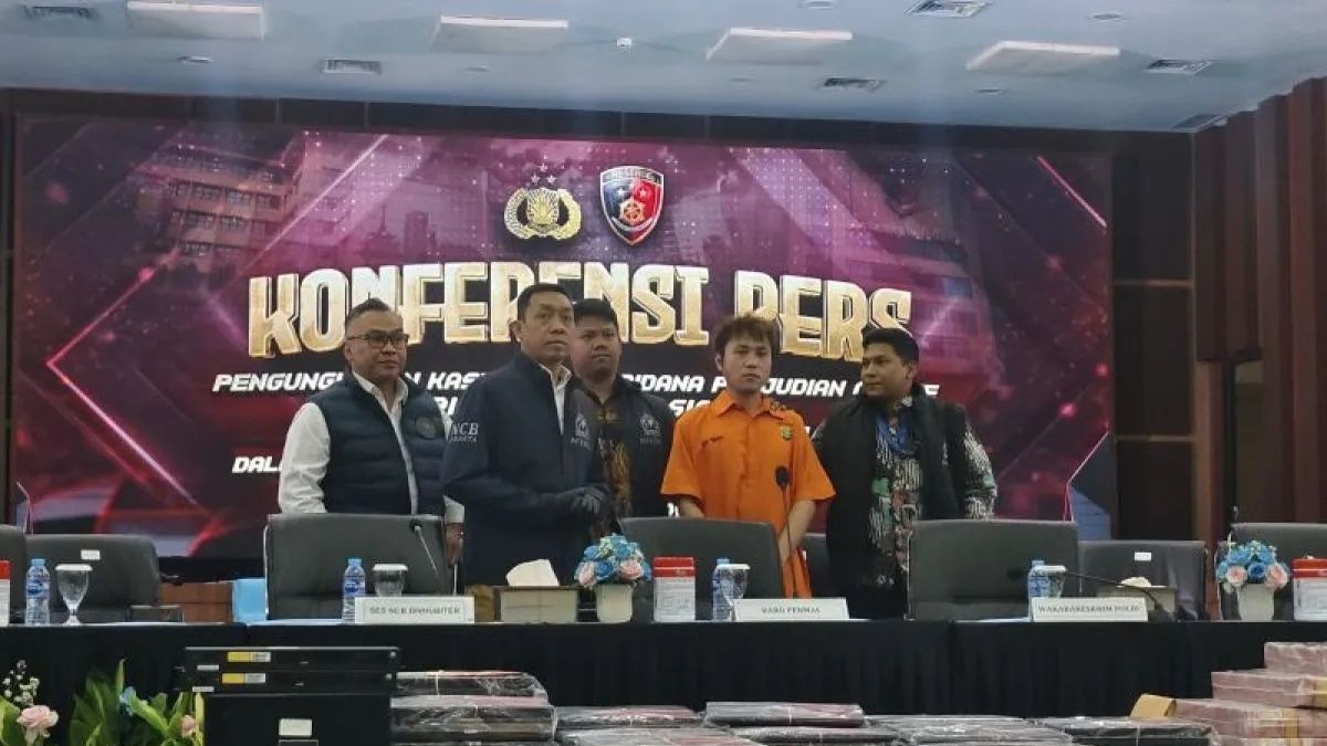 Chinese Scam Kingpin Arrested at Jakarta Airport on Interpol's Wanted List