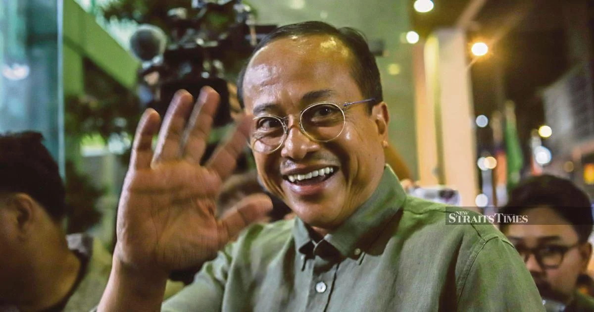 Hamzah Zainudin's Reappointment as Opposition Leader Remains Unconfirmed as Perikatan Nazionale Silent