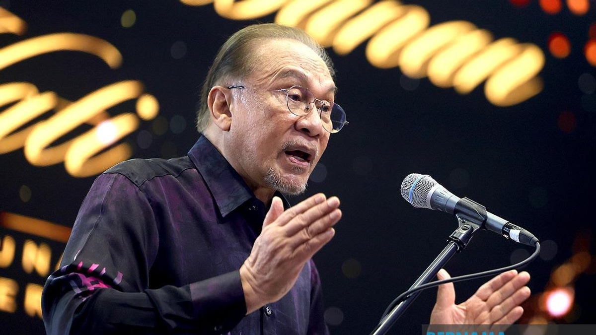 Anwar Urges Malaysians to Reject Divisive Racial Rhetoric
