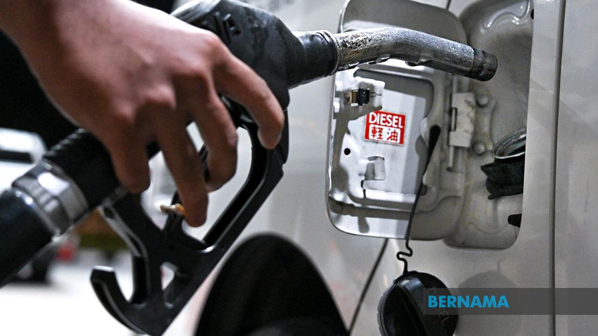Government Cuts Subsidised Diesel to RM2.10 Per Litre From July