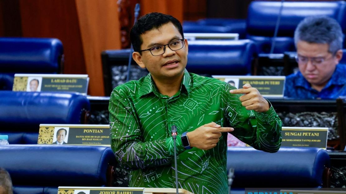 Malaysia's Labour Market Shows Resilience as Job Losses Decline, Minister Reports